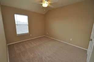 2931 Silver Landing Ln, Dickinson, TX 77539 - Photo 8