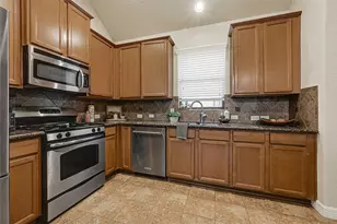 25130 Alina Ln, Spring, TX 77386 - Photo 10