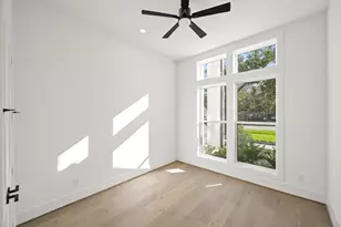 6502 Corbin St, Houston, TX 77055 - Photo 16