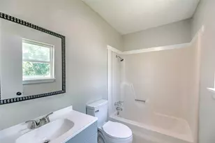 1262 Yaupon Cove Dr, Onalaska, TX 77360 - Photo 6