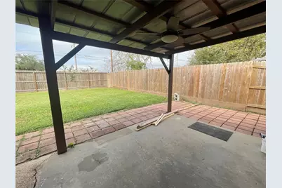 1225 Clover Drive, Angleton, TX 77515 - Photo 12