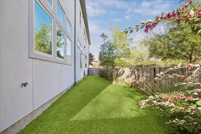 1607 Pinot Circle, Houston, TX 77055 - Photo 38