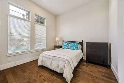 1607 Pinot Circle, Houston, TX 77055 - Photo 30