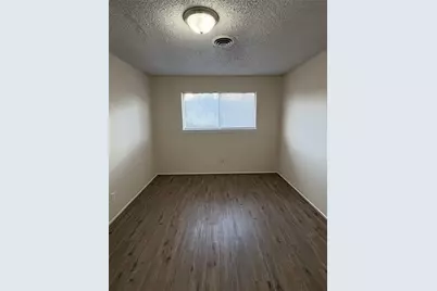101 E Hospital Drive #9, Angleton, TX 77515 - Photo 10