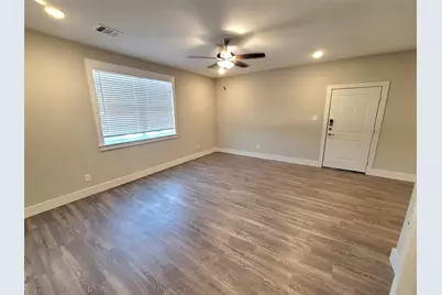 1620 Oak Tree Dr Drive #3206, Houston, TX 77080 - Photo 1