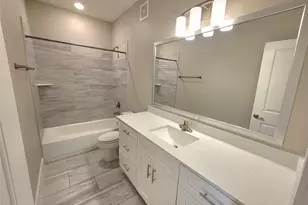 1620 Oak Tree Dr Dr, Houston, TX 77080 - Photo 2