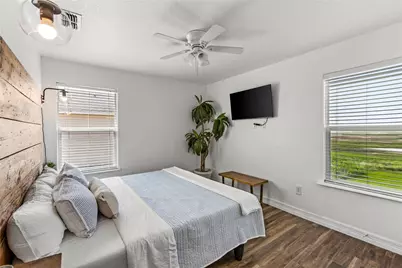 2815 Blue Water Highway, Surfside Beach, TX 77541 - Photo 16