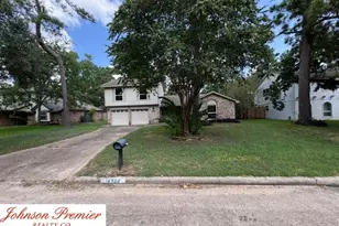 14706 Mystic Bend Dr, Cypress, TX 77429 - Photo 2