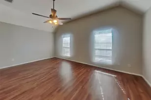 3631 Royal Royce Dr, Houston, TX 77042 - Photo 8