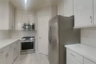 3631 Royal Royce Dr, Houston, TX 77042 - Photo 4