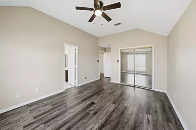 1822 28th Avenue N, Texas City, TX 77590 - Photo 4