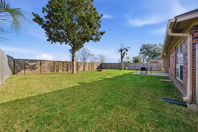 1822 28th Avenue N, Texas City, TX 77590 - Photo 18