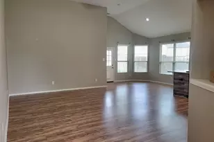 5426 Floral Valley Ln, Katy, TX 77449 - Photo 4