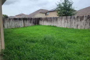 5426 Floral Valley Ln, Katy, TX 77449 - Photo 24