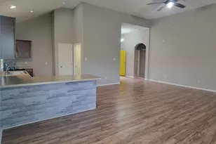 5426 Floral Valley Ln, Katy, TX 77449 - Photo 6