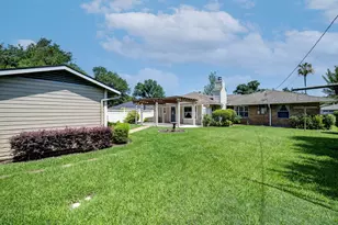 6215 Waltway Dr, Houston, TX 77008 - Photo 28