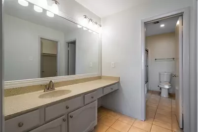 7847 Green Lawn Drive #7847, Houston, TX 77088 - Photo 14
