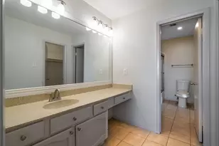 7847 Green Lawn Dr, Houston, TX 77088 - Photo 14