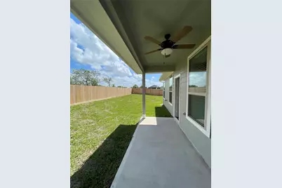 8111 Royal Palm Ct, Fulshear, TX 77441 - Photo 46