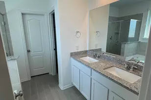 8111 Royal Palm Ct, Fulshear, TX 77441 - Photo 20