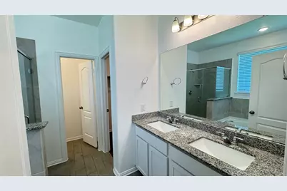 8111 Royal Palm Ct, Fulshear, TX 77441 - Photo 26