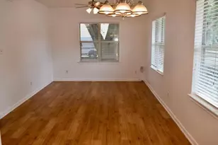 2302 Colorado St, Houston, TX 77007 - Photo 8