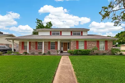 9235 Sharpview Drive, Houston, TX 77036 - Photo 1