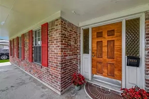 9235 Sharpview Dr, Houston, TX 77036 - Photo 4