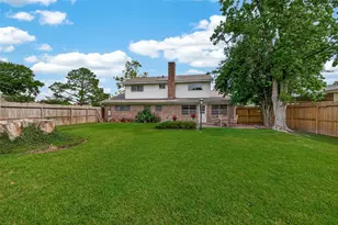 9235 Sharpview Dr, Houston, TX 77036 - Photo 36