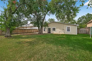 1609 Cheshire Ln, Houston, TX 77018 - Photo 46