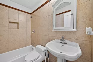1609 Cheshire Ln, Houston, TX 77018 - Photo 32