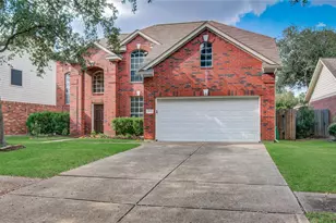 4731 Silverlake Dr, Sugar Land, TX 77479 - Photo 2