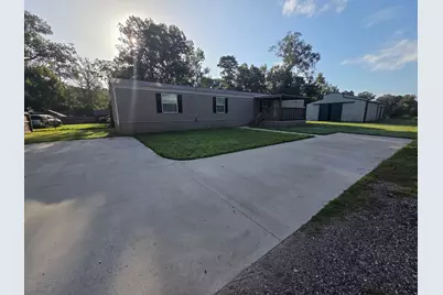 24330 Creekwood Drive, Splendora, TX 77372 - Photo 2