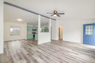 33147 McKinley Cir, Magnolia, TX 77354 - Photo 2