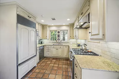 2160 Dryden Road, Houston, TX 77030 - Photo 10