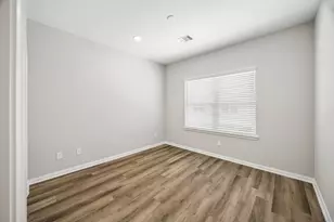 208 Clark Meadows Ln, Houston, TX 77076 - Photo 12