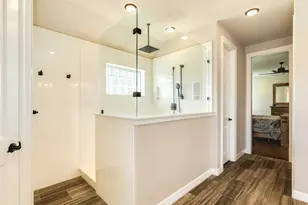 64 Poppy Ct, Lake Jackson, TX 77566 - Photo 44