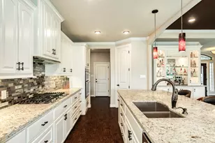 64 Poppy Ct, Lake Jackson, TX 77566 - Photo 34