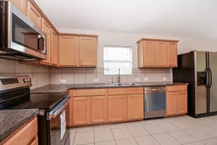 18006 Willow Cliff Ln, Cypress, TX 77433 - Photo 10