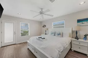 313 Schooner Dr, Freeport, TX 77541 - Photo 16