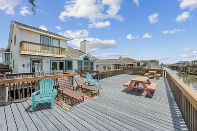 313 Schooner Drive, Freeport, TX 77541 - Photo 2