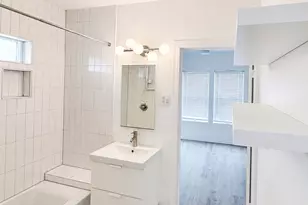 3824 Woodleigh St, Houston, TX 77023 - Photo 6