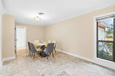 2823 Rockarbor Drive, Houston, TX 77063 - Photo 6