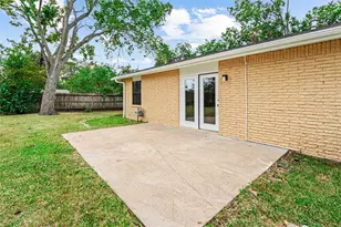 2823 Rockarbor Dr, Houston, TX 77063 - Photo 28