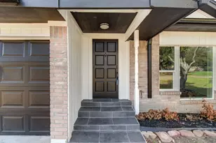 19403 Lake Hollow Ln, Houston, TX 77084 - Photo 4