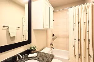 2203 Hilshire Terrace Ct, Houston, TX 77080 - Photo 20