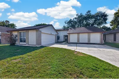 7403 Seminole Street, Baytown, TX 77521 - Photo 2
