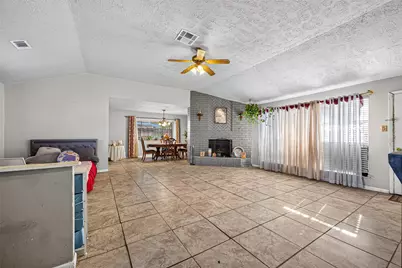 7403 Seminole Street, Baytown, TX 77521 - Photo 4