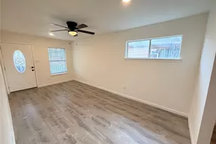 5130 Engleford St, Houston, TX 77026 - Photo 2