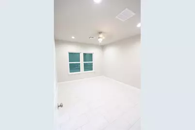 509 Avenue I #A, Conroe, TX 77301 - Photo 14